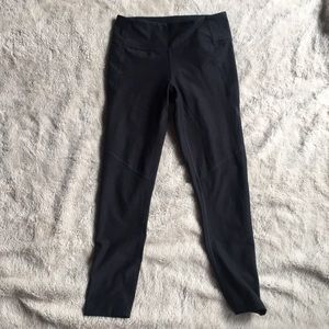 Outdoor Voices 3/4 Compression Leggings